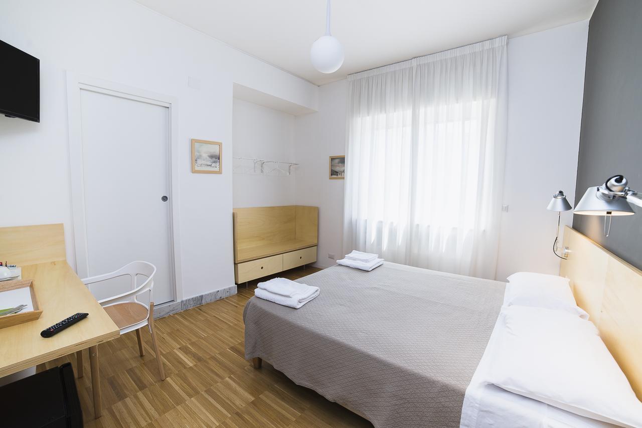 Le Stanze Di Piazza Dei Martiri Bed & Breakfast Naples Luaran gambar