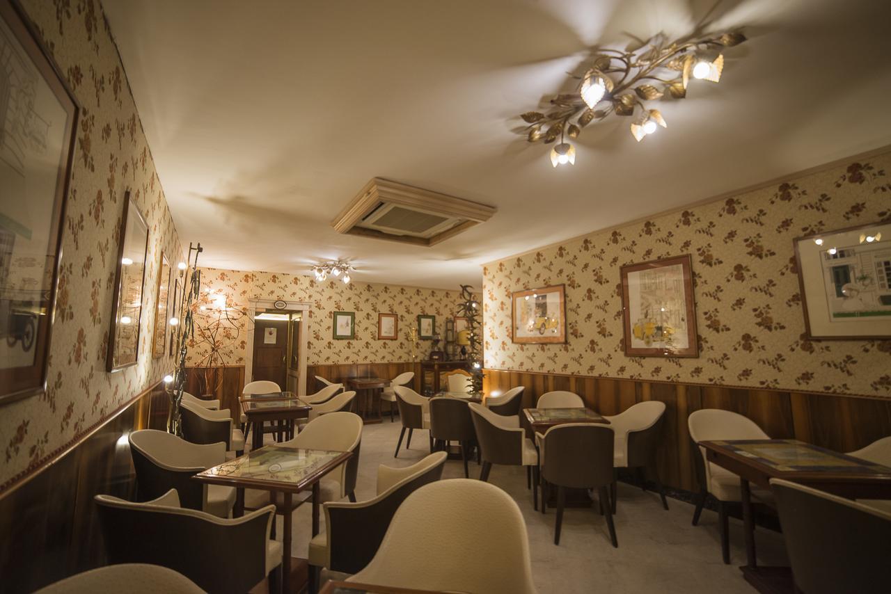 Le Stanze Di Piazza Dei Martiri Bed & Breakfast Naples Luaran gambar