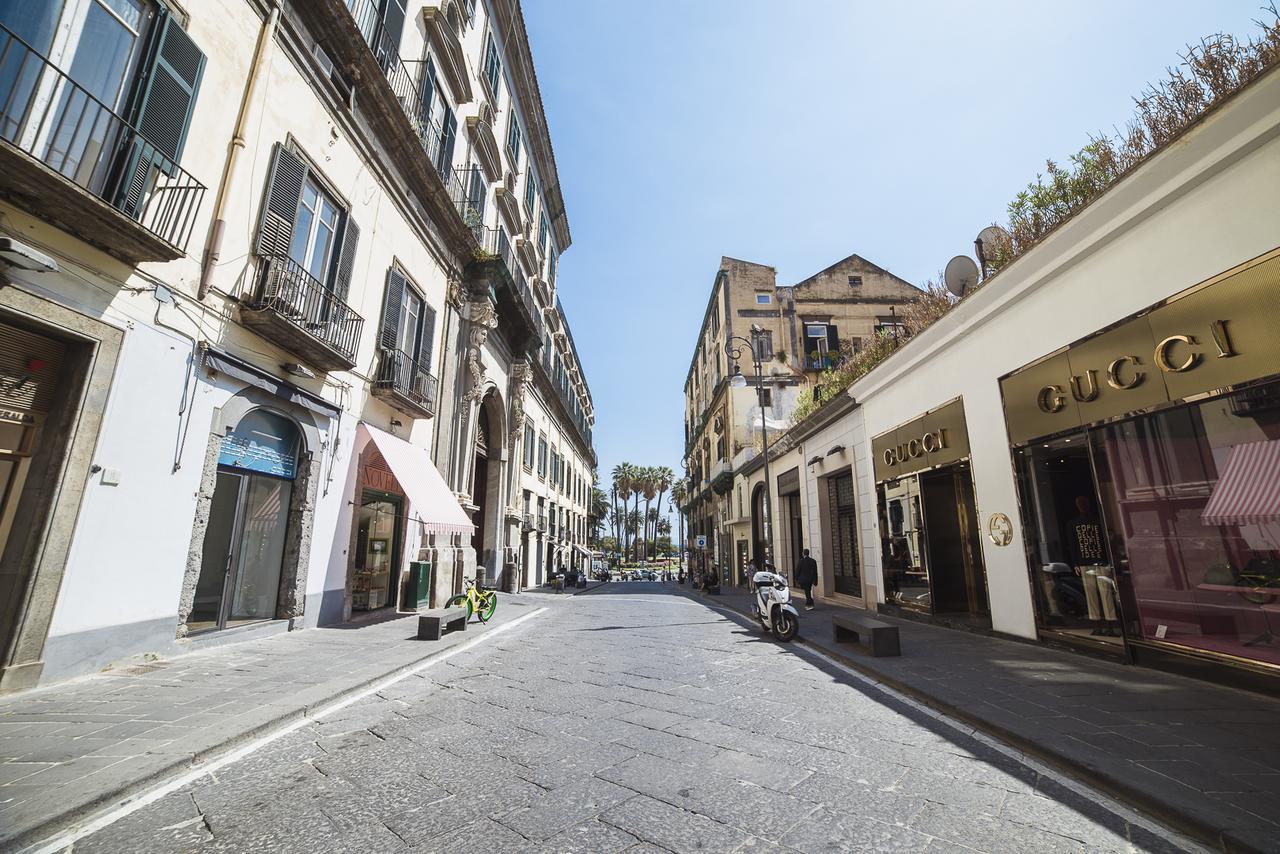 Le Stanze Di Piazza Dei Martiri Bed & Breakfast Naples Luaran gambar