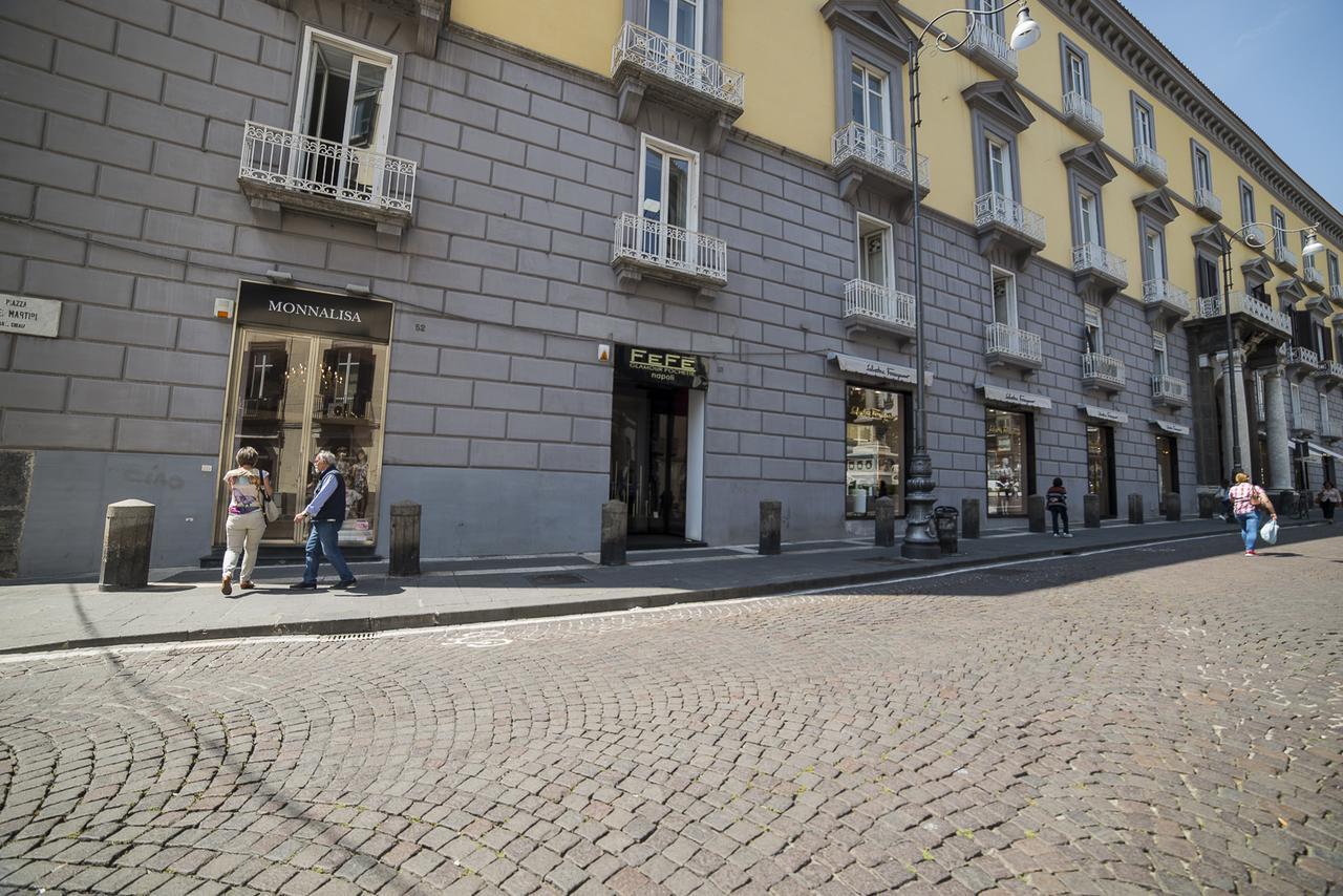 Le Stanze Di Piazza Dei Martiri Bed & Breakfast Naples Luaran gambar