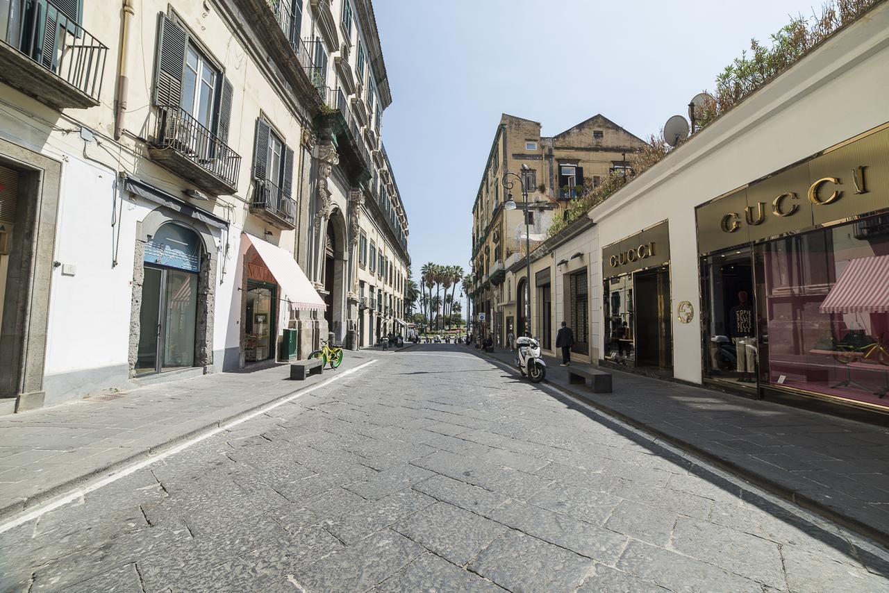 Le Stanze Di Piazza Dei Martiri Bed & Breakfast Naples Luaran gambar