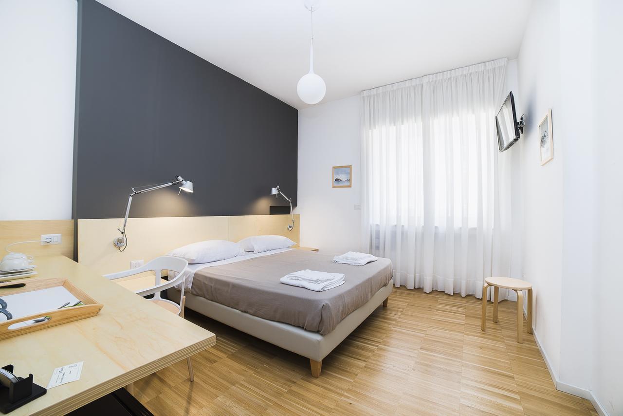 Le Stanze Di Piazza Dei Martiri Bed & Breakfast Naples Luaran gambar